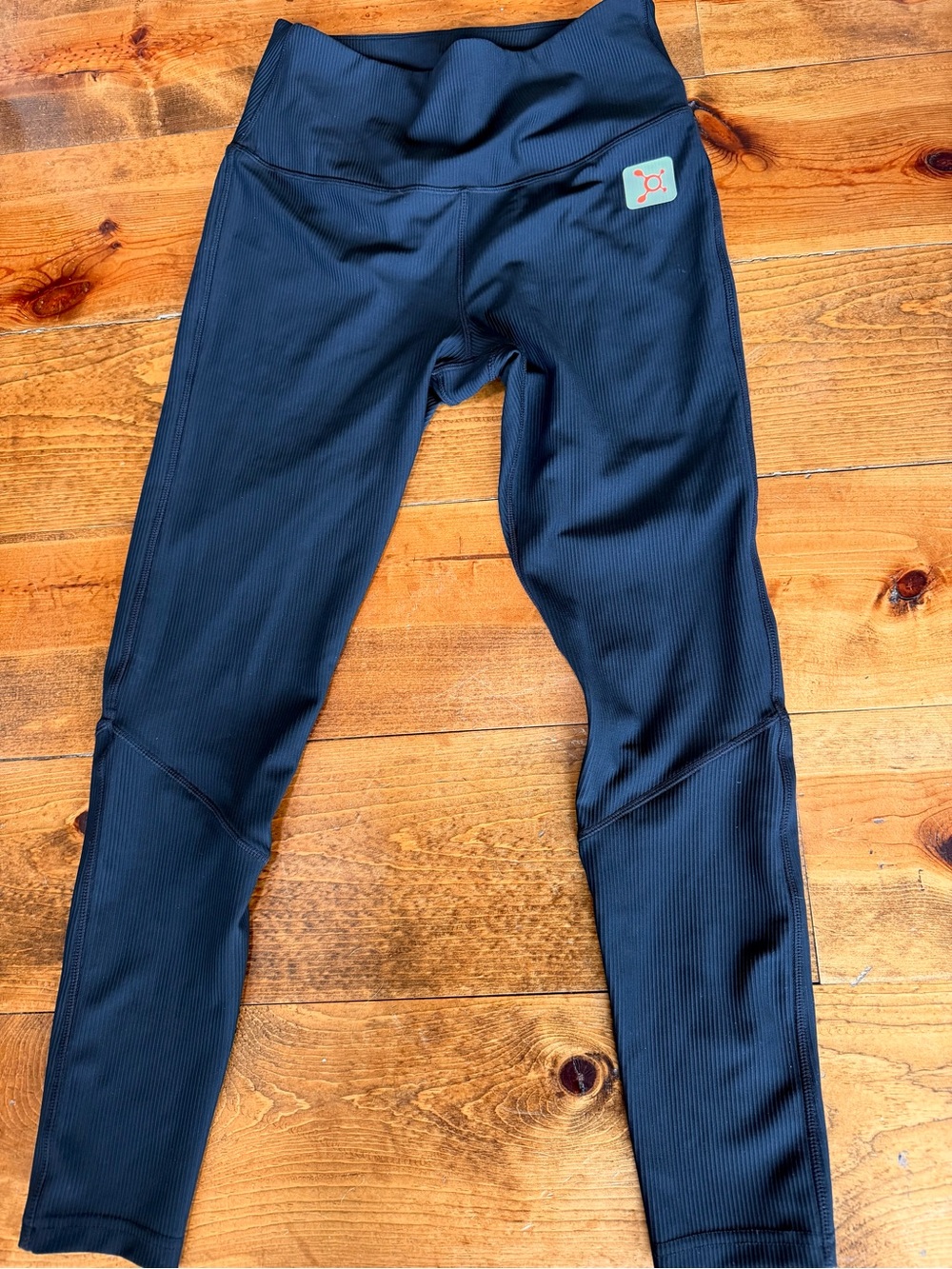 NWOT Orange Theory black ribbed legging